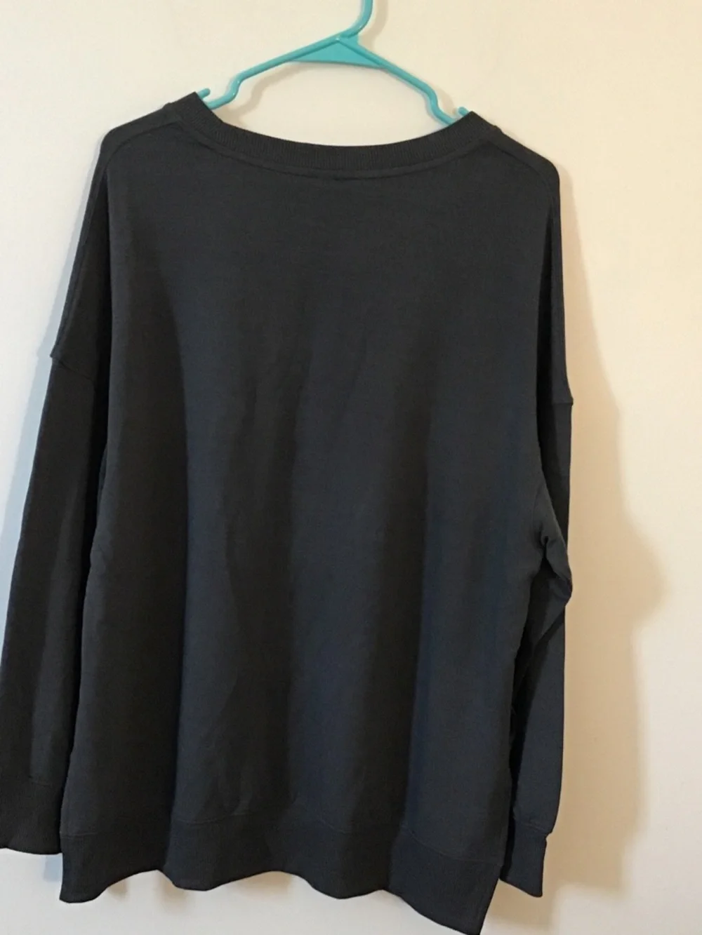 Wild Fable Women’s Loungewear Soft Crewneck Sweatshirt Size Medium - Picture 2 of 7